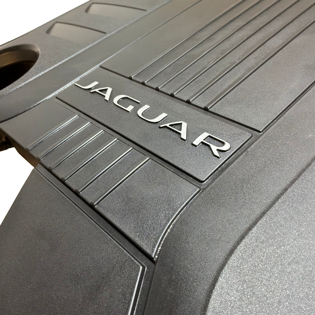 JAGUAR XF / F-PACE 2016 > 3.0 D V6 GEN2 ENGINE COVER (GX636A949AA)