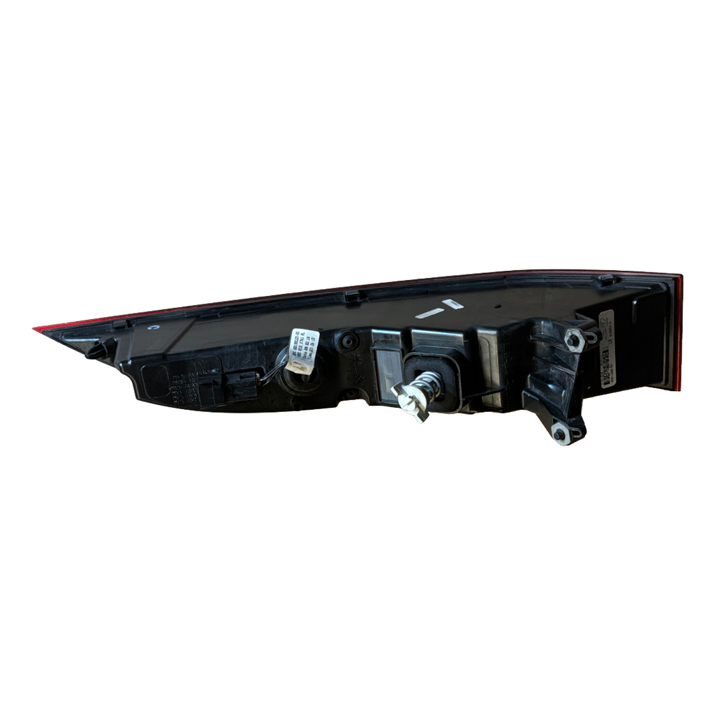 JAGUAR F-PACE X761 N/S/R OUTER TAIL LIGHT 2019 (HK8313405AF)