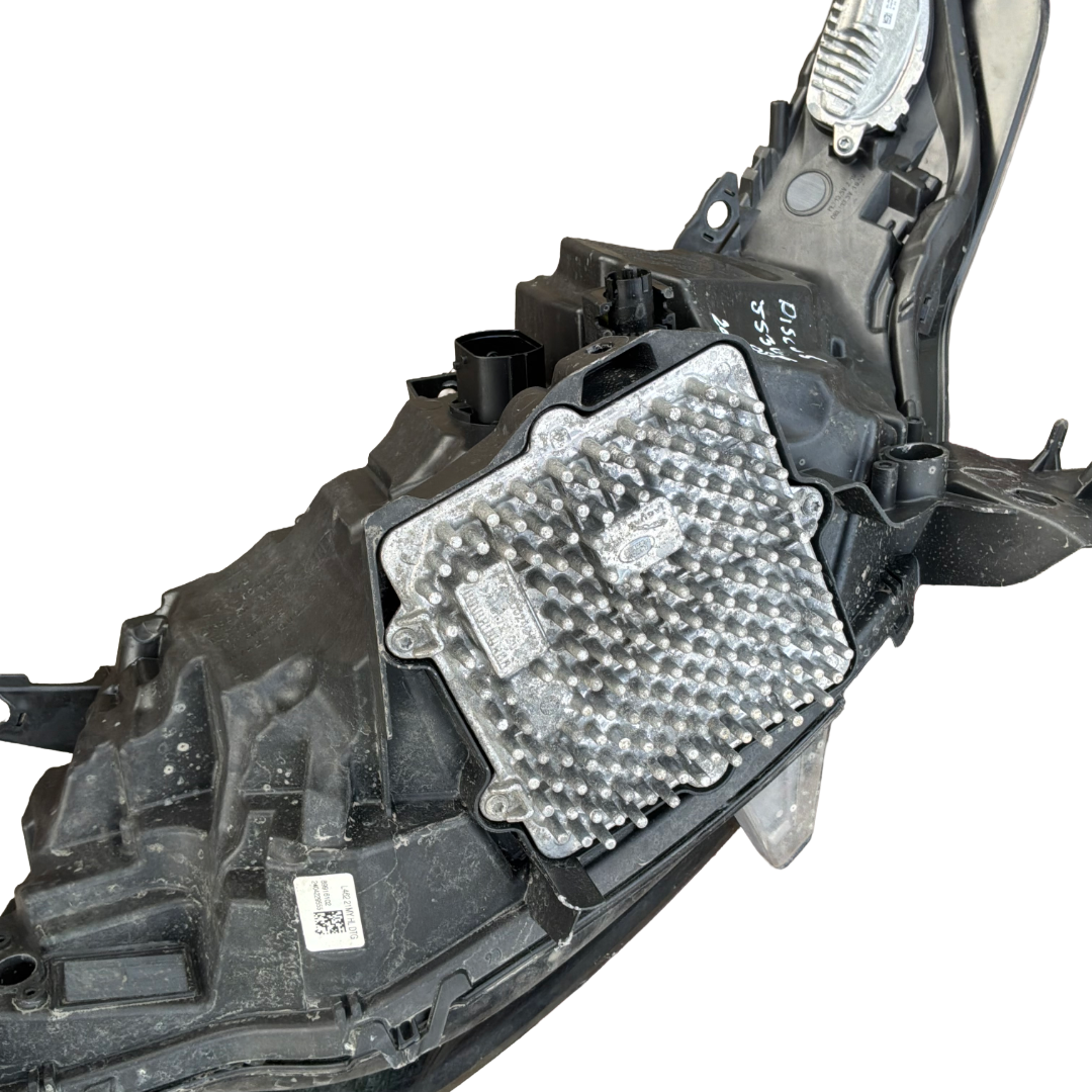 LAND ROVER DISCOVERY 5 2017> LED MATRIX O/S/F HEADLAMP ASSY (MY4213W029GB)