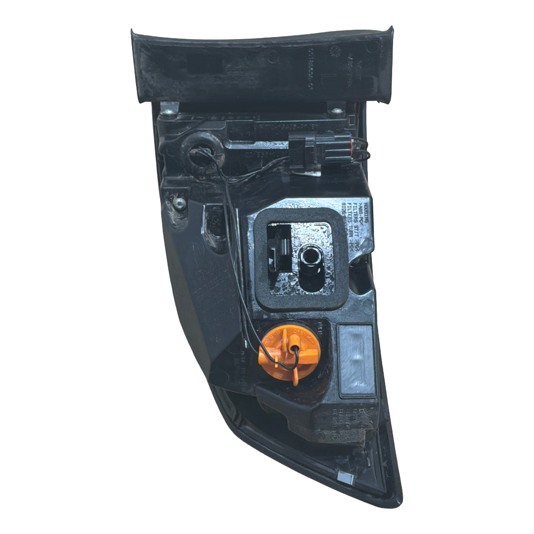 LAND ROVER DISCOVERY SPORT 2015> N/S/R OUTER TAIL LAMP ASSY (FK7213405AG)