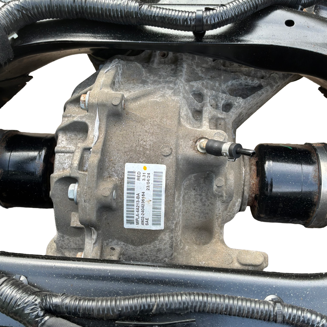 LAND ROVER DISCOVERY 5 COMPLETE REAR AXLE WITH DIFF & SHAFTS
