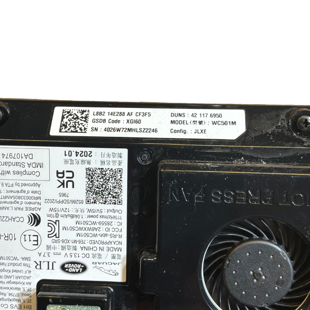 JAGUAR / LAND ROVER WIRELESS CHARGE UNIT (L8B214E288AF)