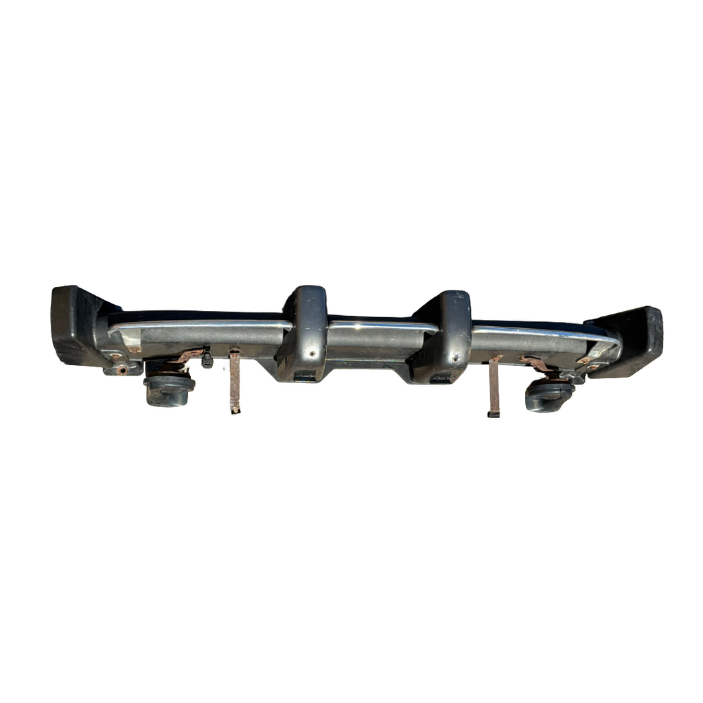 JAGUAR XK8 (X100) FRONT BUMPER & CHROME CRASH BAR (HJE6468ADW)