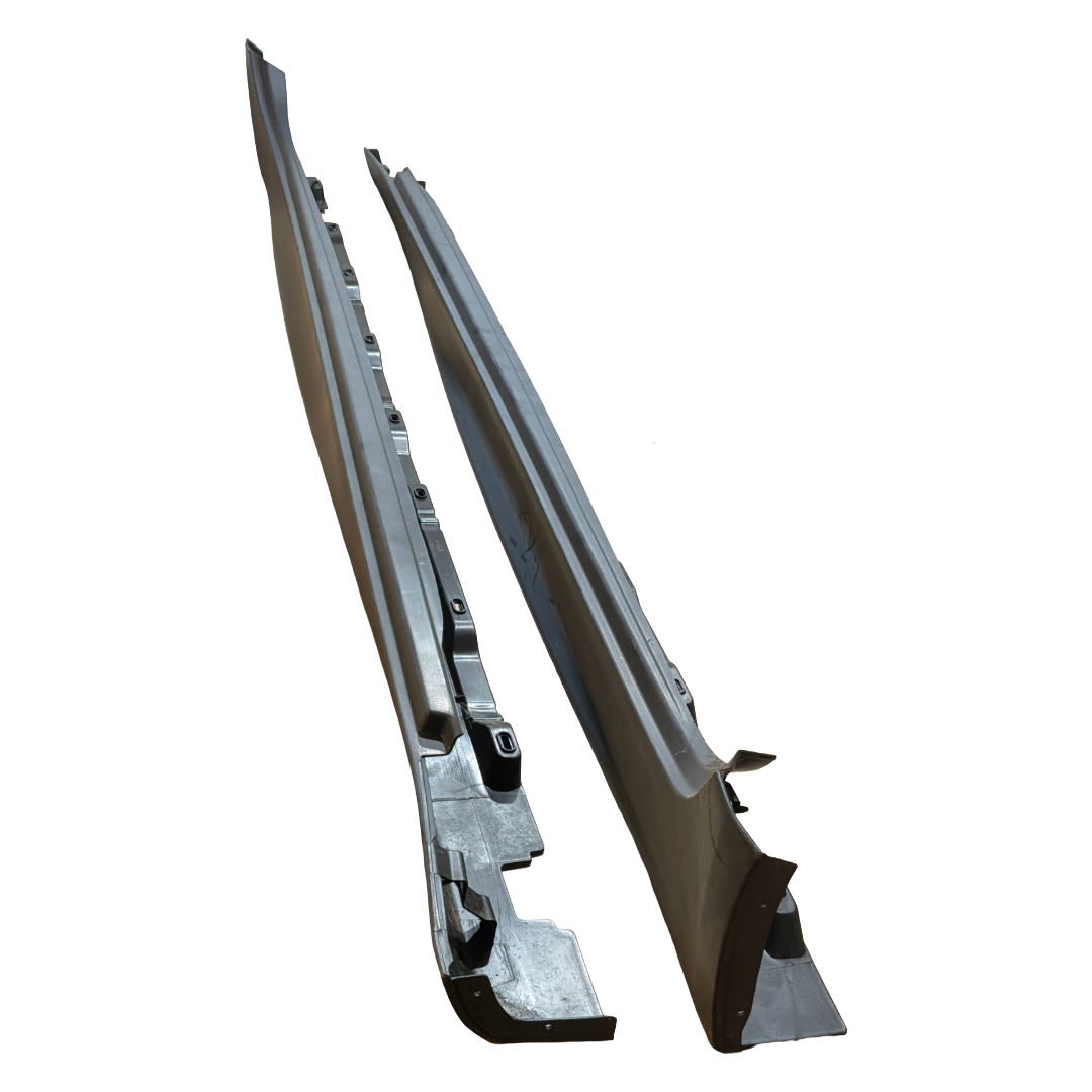 JAGUAR XF SPORTBRAKE / SALOON SPORTY SIDE SKIRTS (NEW IN PRIMER)