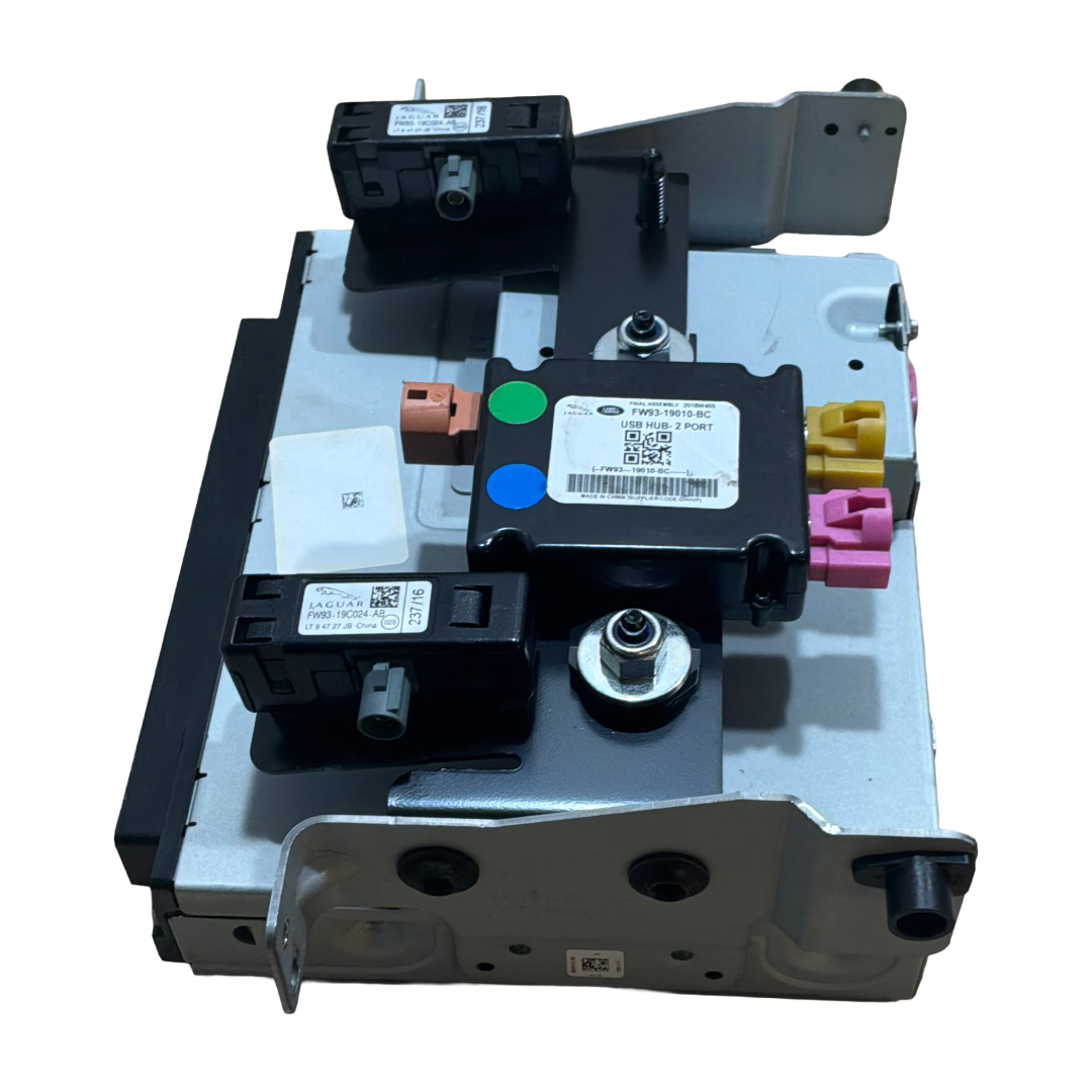 JAGUAR / LAND ROVER CD / DVD PLAYER (FW9311B608AD)