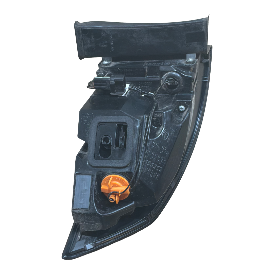 LAND ROVER DISCOVERY SPORT 2015> O/S/R OUTER TAIL LAMP ASSY (FK7213404AG)
