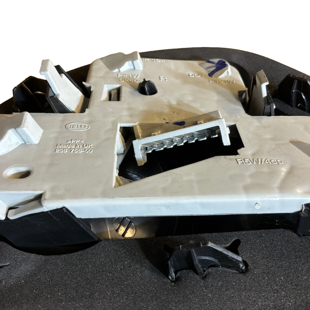 JAGUAR S-TYPE 1999-2008 O/S/R LAMP CLUSTER (2R8313404AB)