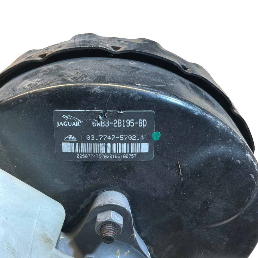 JAGUAR XK150 2006-2009 BRAKE SERVO & MASTER CYLINDER (6W832B195BD)