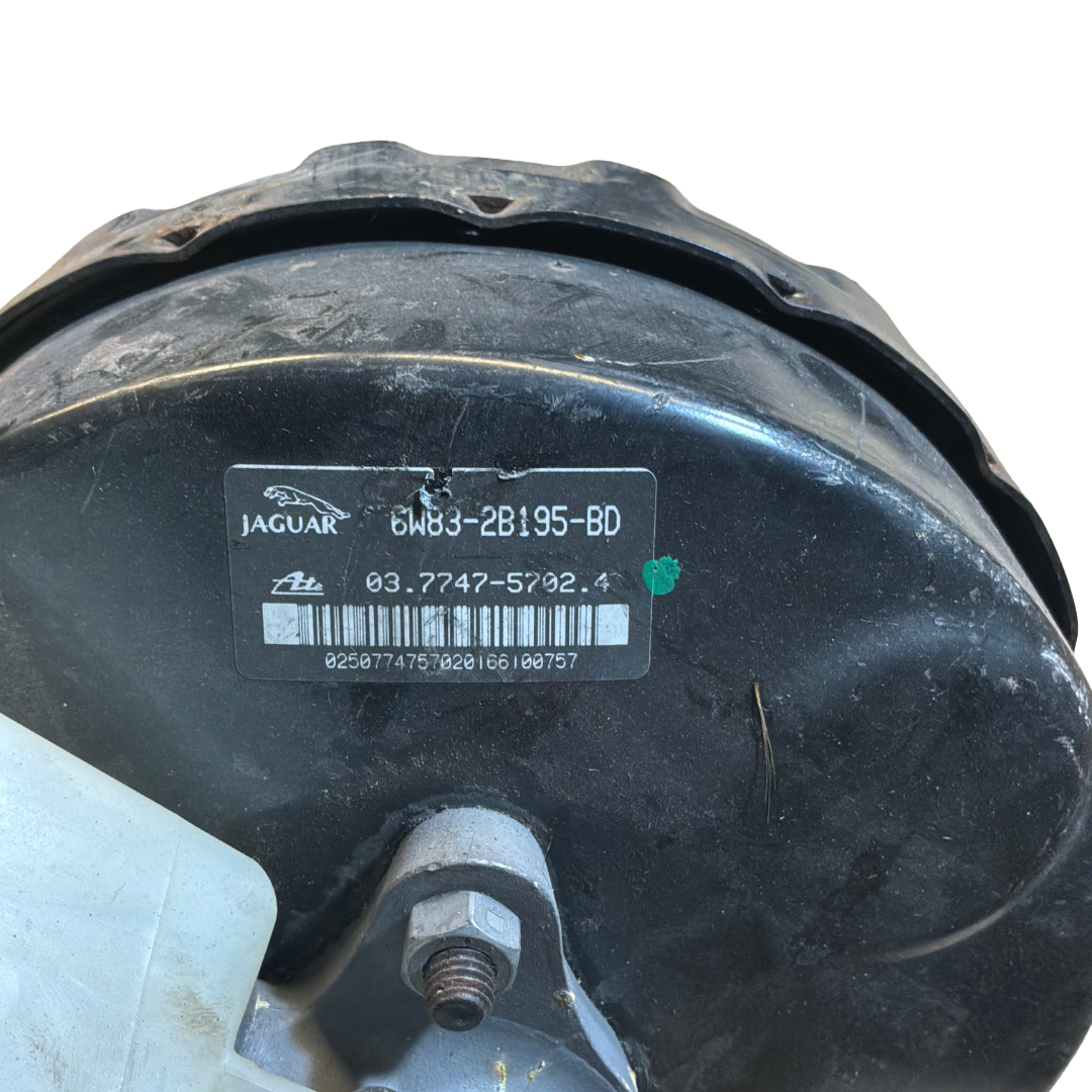 JAGUAR XK150 2006-2009 BRAKE SERVO & MASTER CYLINDER (6W832B195BD)