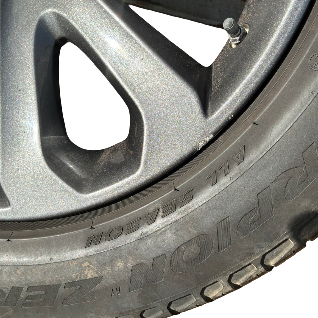 RANGE ROVER 20" SPLIT SPOKE ALLOYS X4 WITH TYRES (CK521007DA)