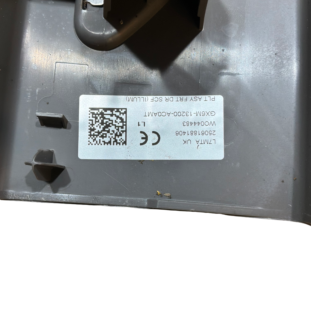 JAGUAR XF (X260) ILLUMINATED TREAD PLATES GENUINE OEM ( GX6M13200AB0 / GX6M13201AB0 )