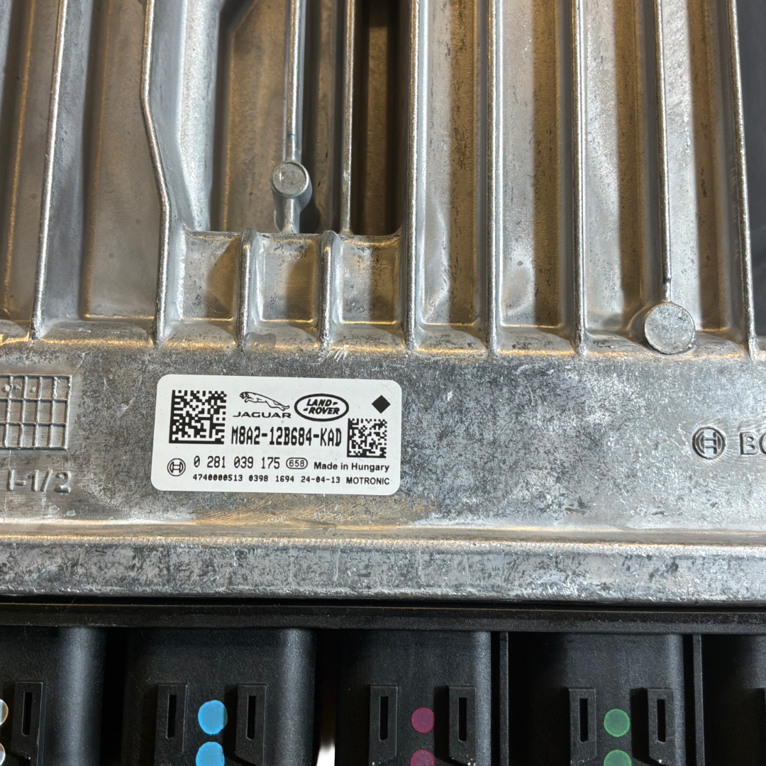 JAGUAR / LAND ROVER ENGINE ECU (M8A212B684KAD)