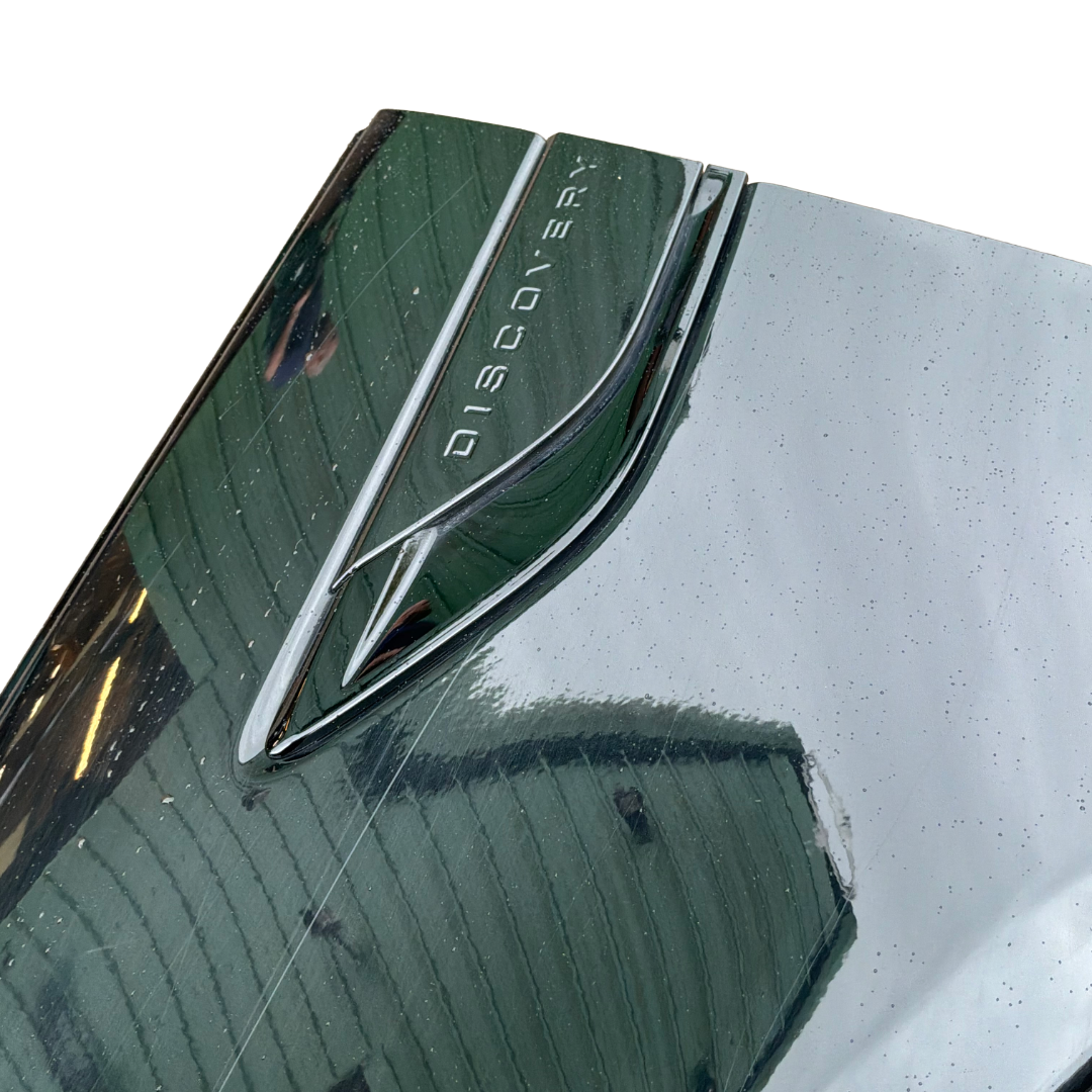 LAND ROVER DISCOVERY 5 N/S/F WING (HY3216006AC) 1AG SANTORINI BLACK