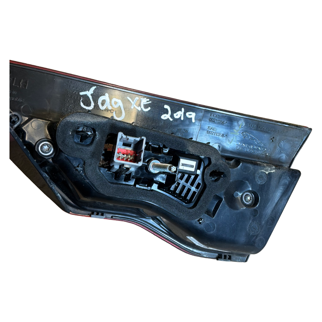 JAGUAR XE 2015> N/S/R INNER TAIL LAMP ASSY (LX7313A421AA)