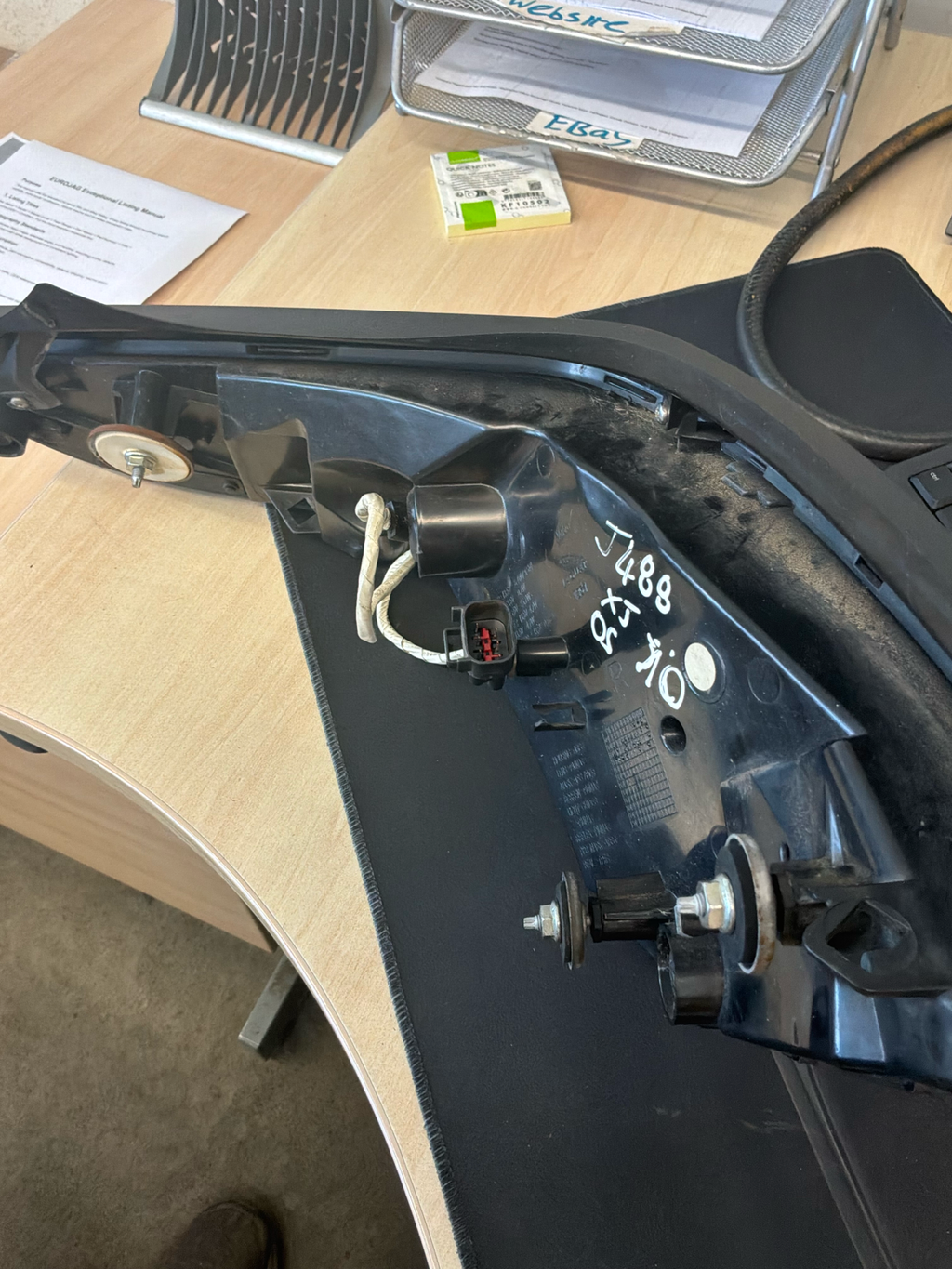 JAGUAR XJ 2010-2014 O/S/R TAIL LAMP ASSY (AW9313404AD)