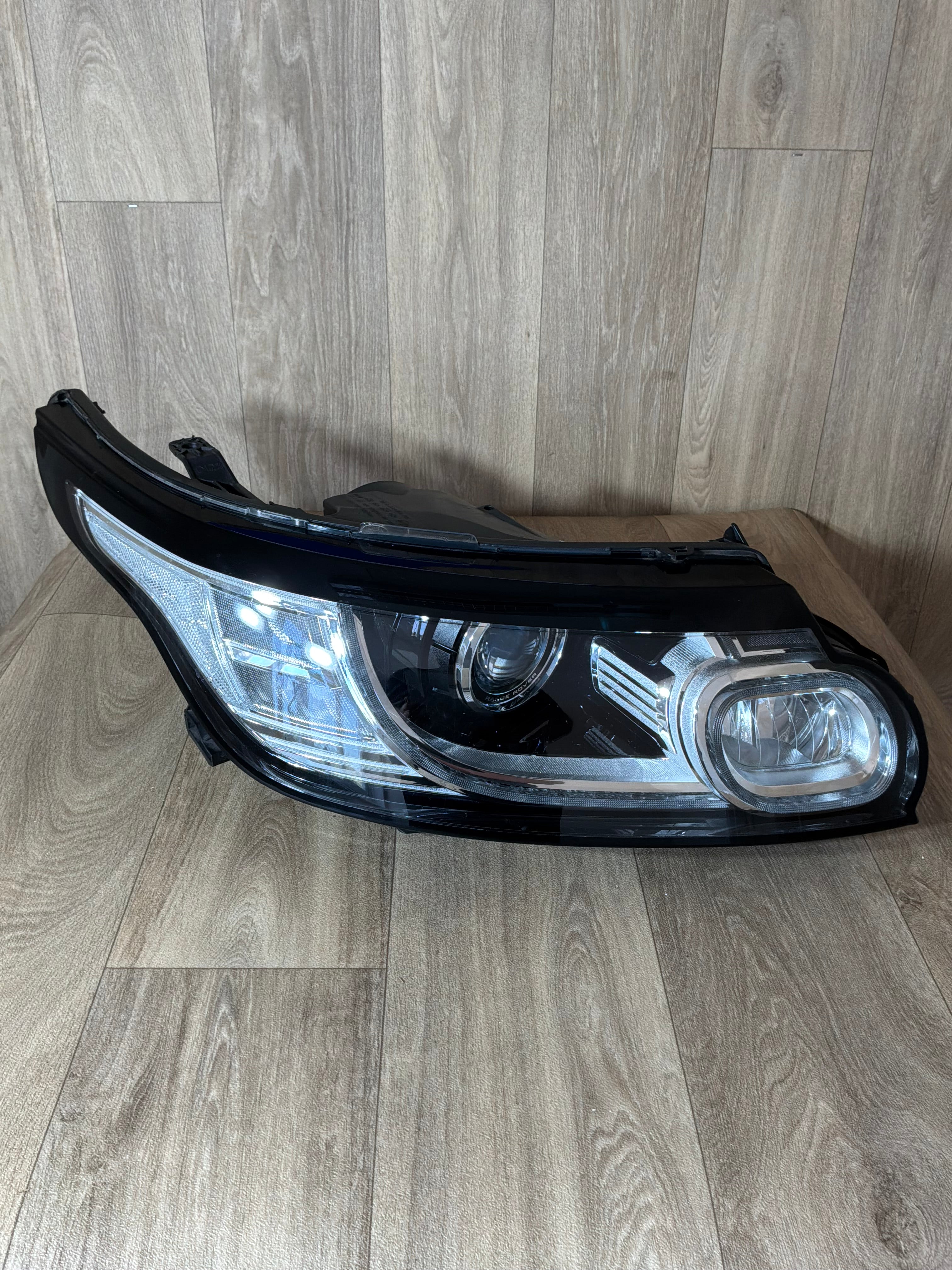 RANGE ROVER SPORT 2014> O/S/F BI-XENON HEADLAMP ASSY (HK6213W029GB)