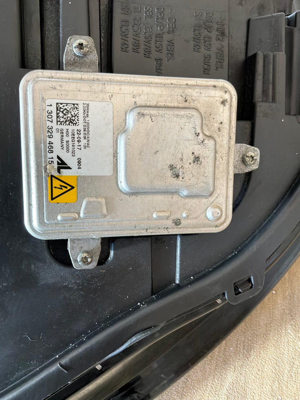 RANGE ROVER SPORT 2014> O/S/F BI-XENON HEADLAMP ASSY (HK6213W029GB)
