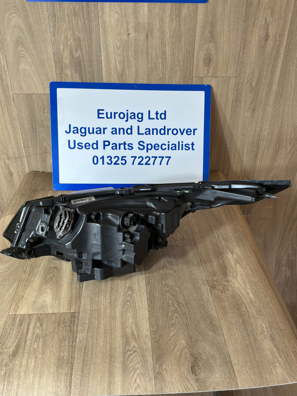 LAND ROVER DISCOVERY 2015> O/S/F ADAPTIVE LED HEADLAMP ASSY