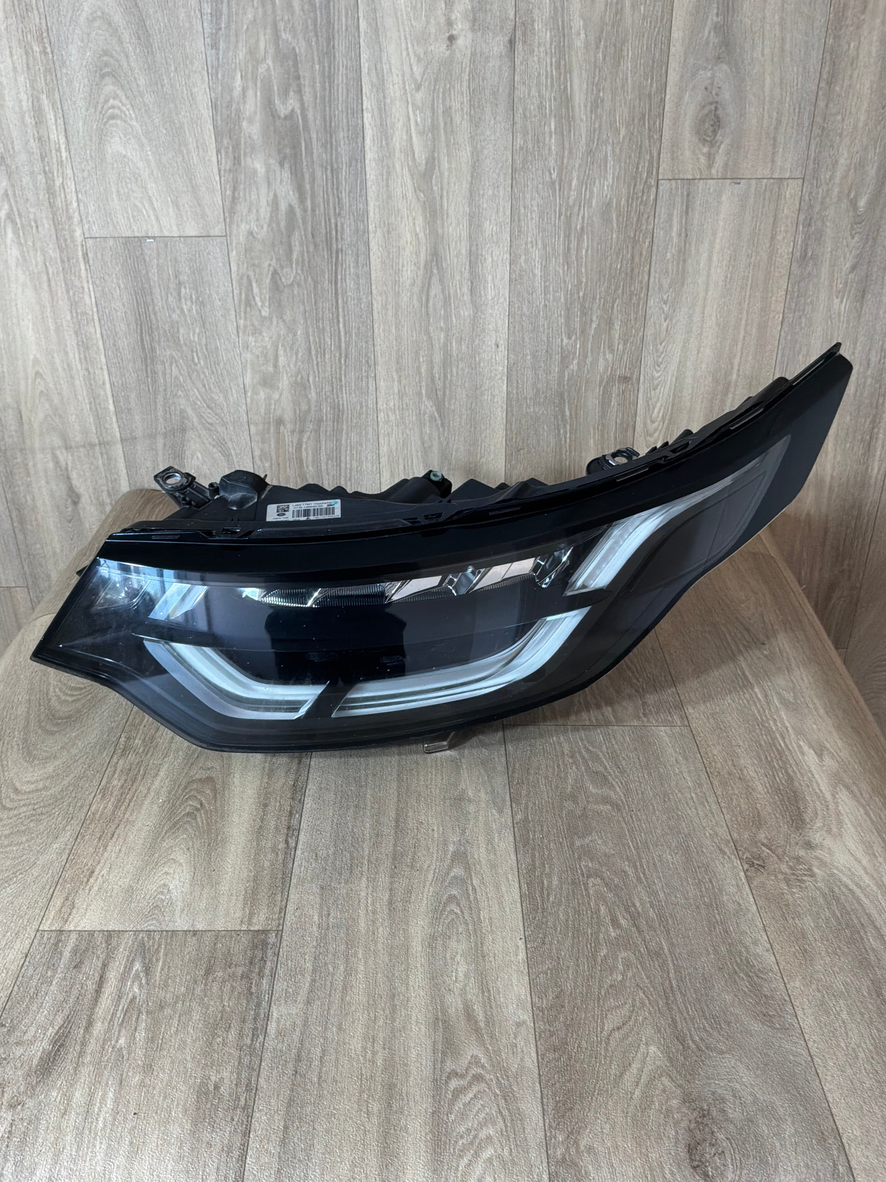 LAND ROVER DISCOVERY 2015> N/S/F ADAPTIVE LED HEADLAMP ASSY