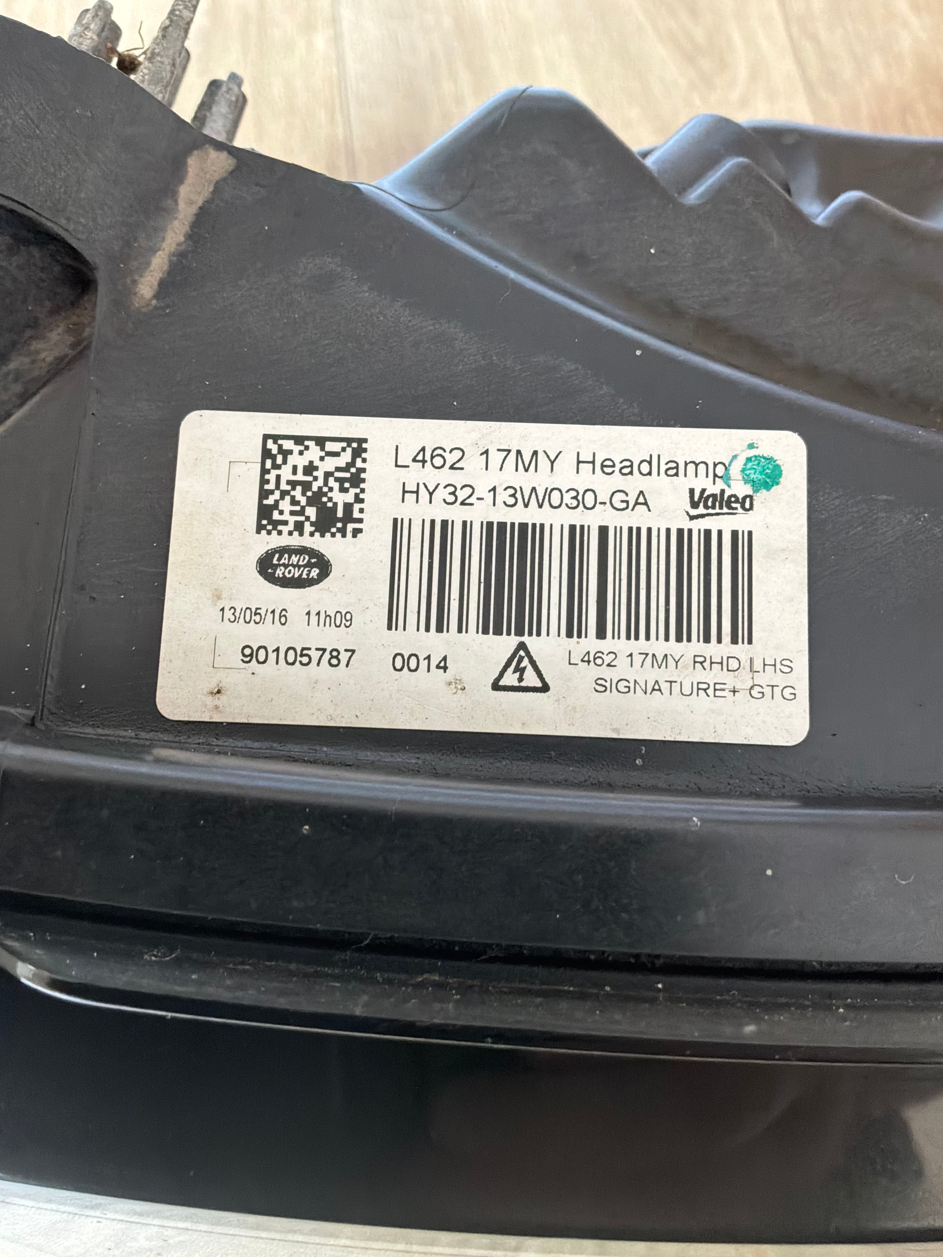 LAND ROVER DISCOVERY 2015> N/S/F ADAPTIVE LED HEADLAMP ASSY