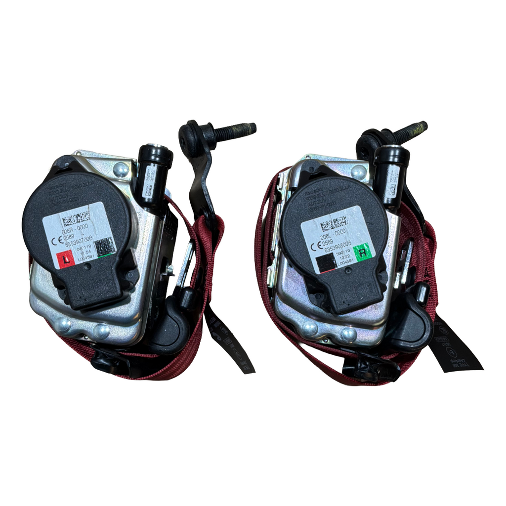 JAGUAR F-TYPE X152 PIMENTO RED SEATBELTS (AMJX53611B08BB0CJA / AMJX53611B09BB0CJA)